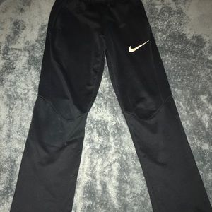 Boys Nike athletic pants size 10/12 M black